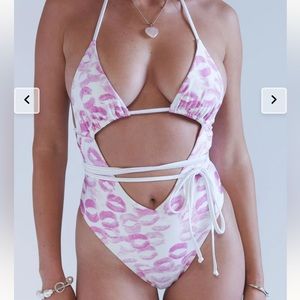 Frankies Bikinis -  x SYDNEY SWEENEY Gemma Wrap One Piece Swimsuit (NWT)